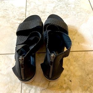 Eileen fisher sport sneaker tumble leather sandal